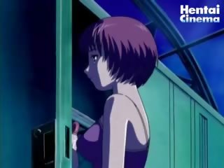Mokre hentai laska dostaje pieprzony w the locker-room