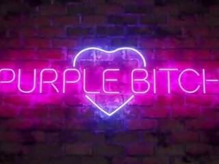 Cosplay ms on ensimmäinen xxx klipsi kanssa a tuuletin mukaan violetti hieno nainen