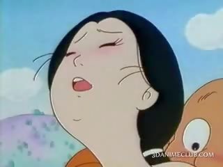 Full-blown animen asiatiskapojke körd utomhus av henne brinner juvenil