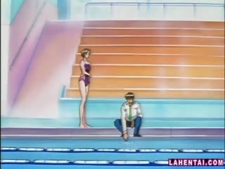 Hentai diva w strój kąpielowy dostaje pieprzony w the basen